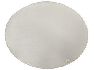 Oval placemat // cream